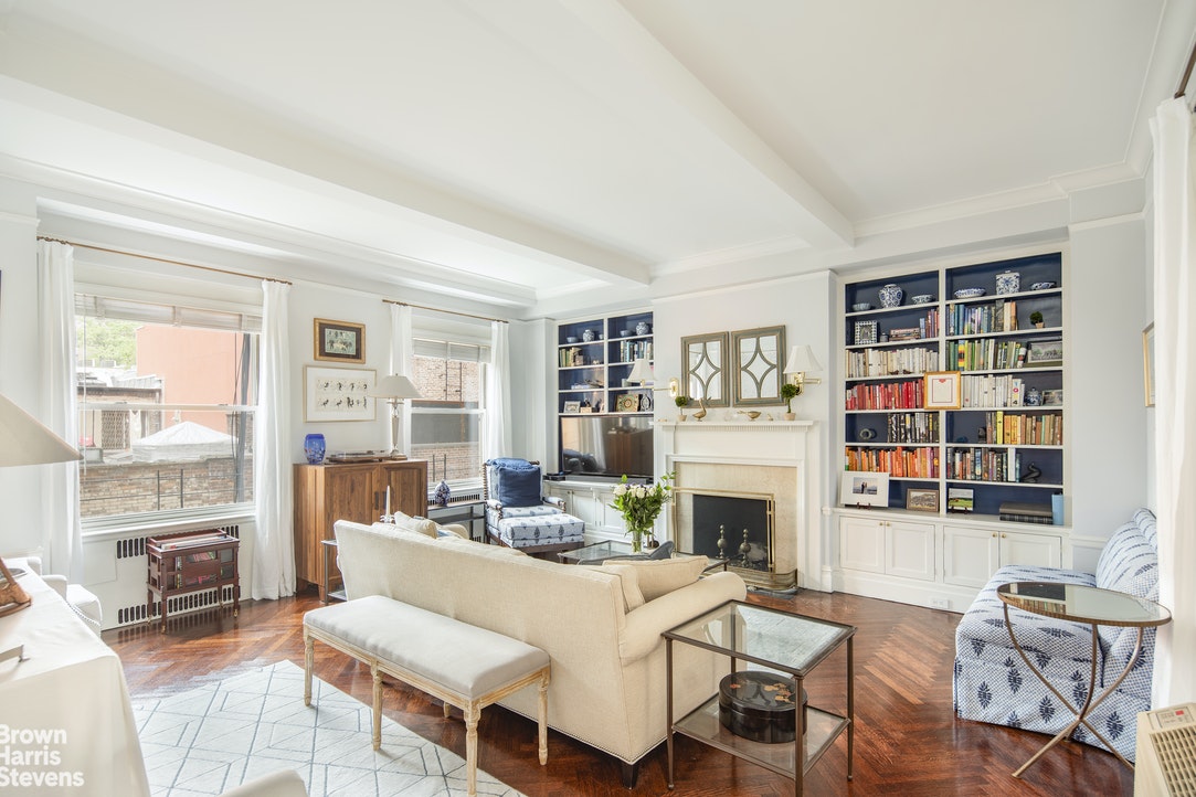 Photo 1 of 155 East 72nd Street 3D, Upper East Side, NYC, $1,520,000, Web #: 21127890