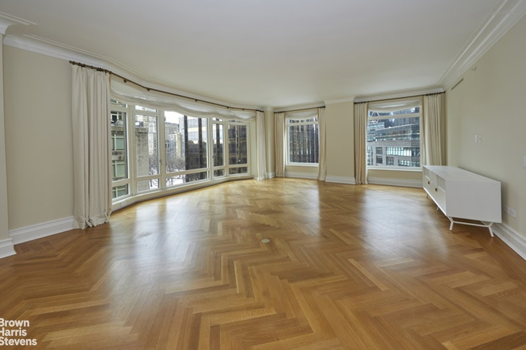Photo 1 of 15 Central Park West 11G, Upper West Side, NYC, $27,000, Web #: 21235865