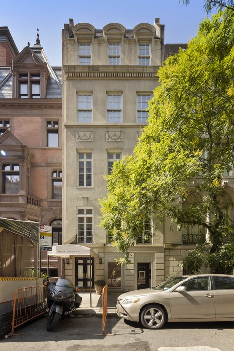 24 EAST 64TH STREET 4