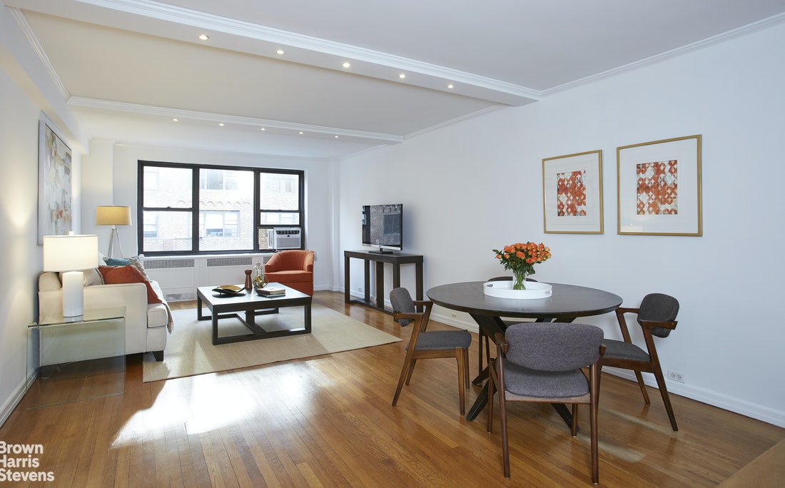 Photo 1 of 230 East 73rd Street 9A, Upper East Side, NYC, $845,000, Web #: 21274560