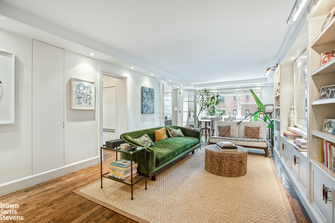 Photo 1 of 101 West 12th Street 6R, Greenwich Village/Chelsea, NYC, $2,800,000, Web #: 21378579