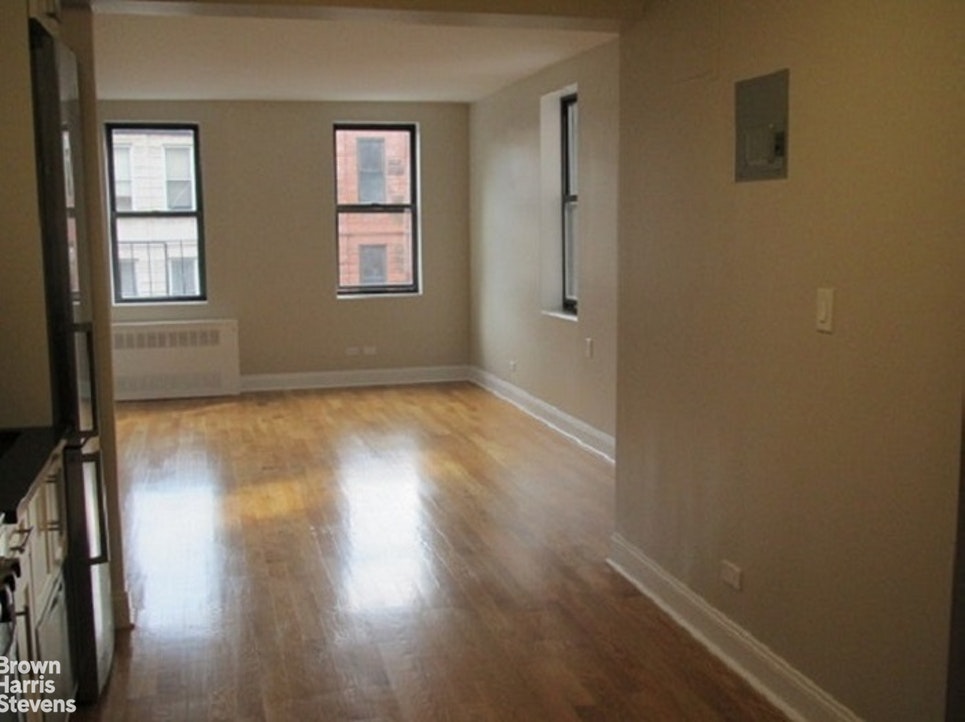 Photo 1 of 441 Convent Avenue 4L, Morningside Heights/Harlem, NYC, $1,795, Web #: 21398814
