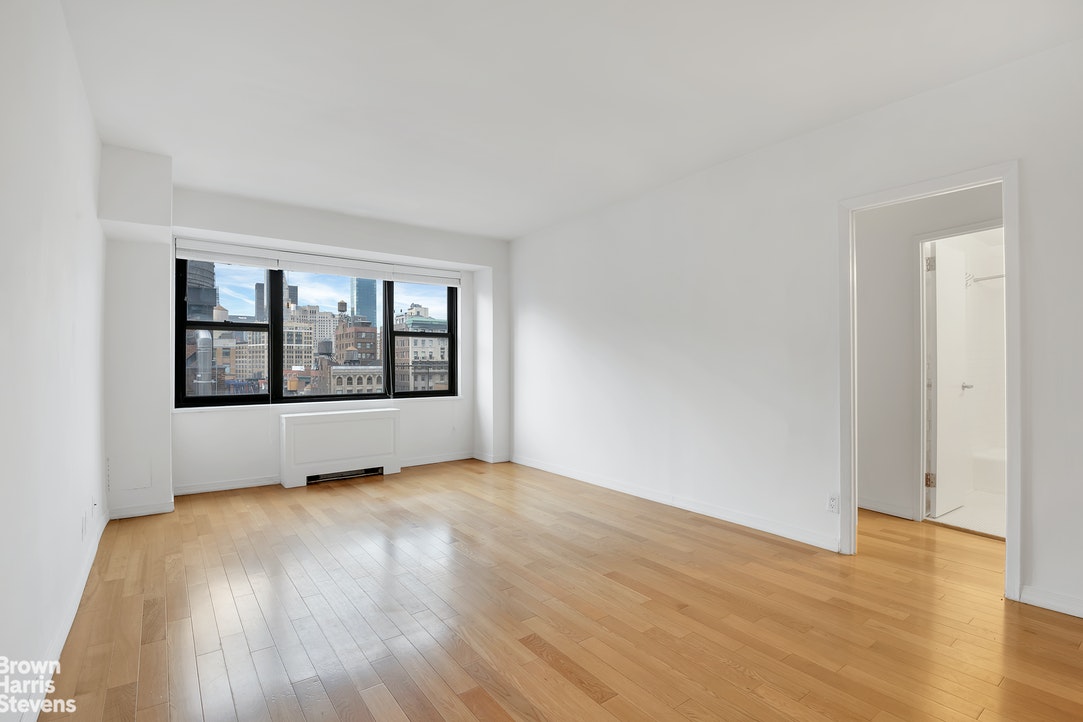 Photo 1 of 7 East 14th Street 20G, East Village, NYC, $790,000, Web #: 21424179