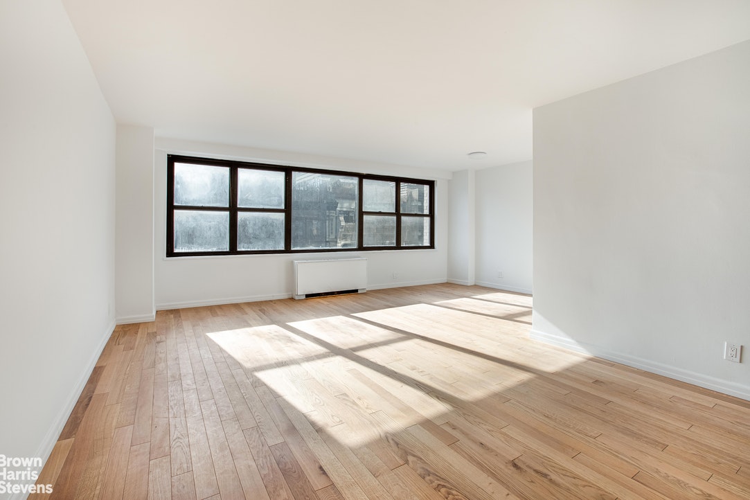 Photo 1 of 7 East 14th Street 805, East Village, NYC, $1,665,000, Web #: 21564992