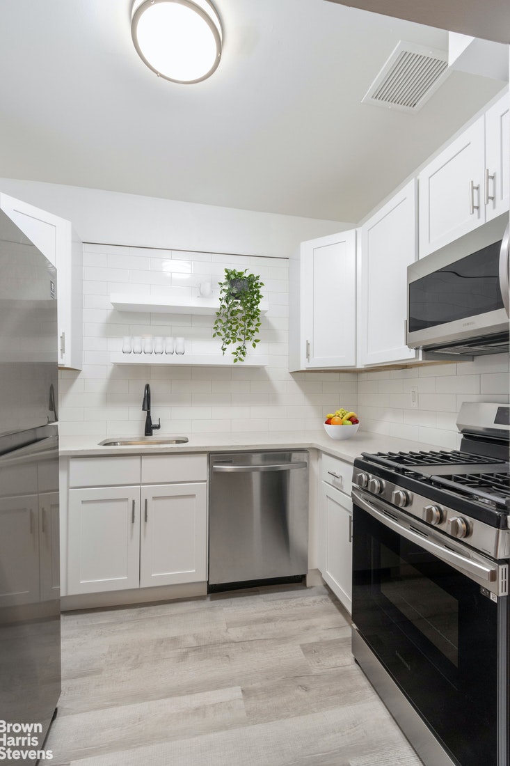 67 President Street, #19A2