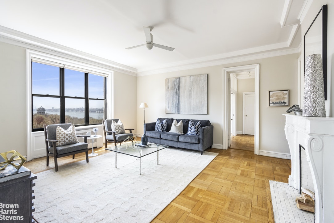 Photo 1 of 210 Riverside Drive 9Ab, Upper West Side, NYC, $2,662,500, Web #: 21729477
