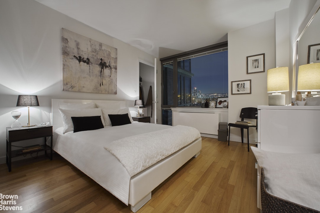 Photo 1 of 188 Ludlow Street, Lower East Side, NYC, $4,800, Web #: 21874486