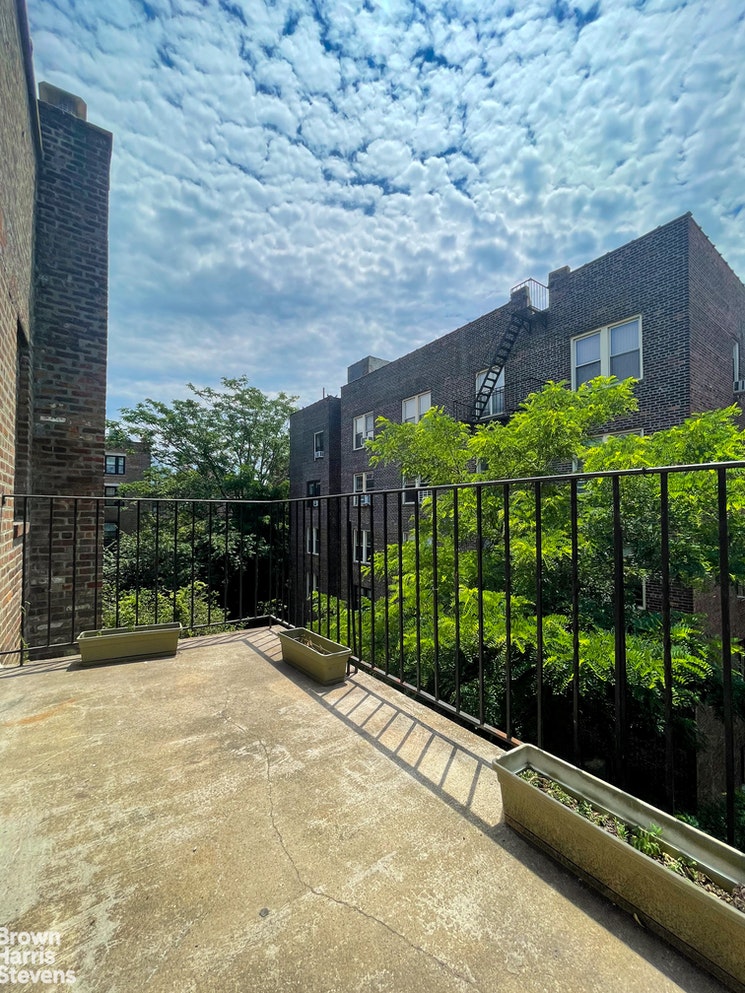 Closed 12 Remsen Street, Brooklyn, New York, ID 21891141 Brown