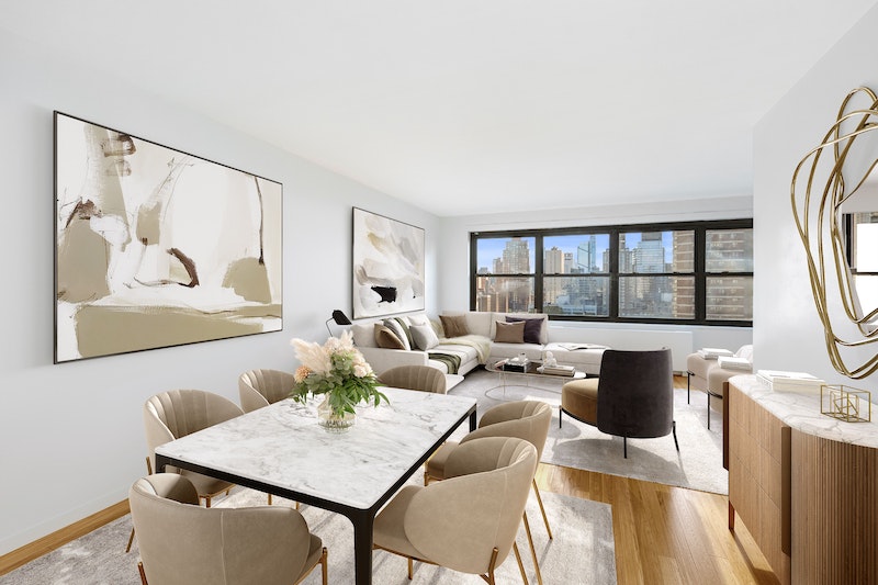 Property for Sale at 142 West End Avenue 20R, Upper West Side, Upper West Side, NYC - Bedrooms: 1 
Bathrooms: 1 
Rooms: 2.5 - $475,000