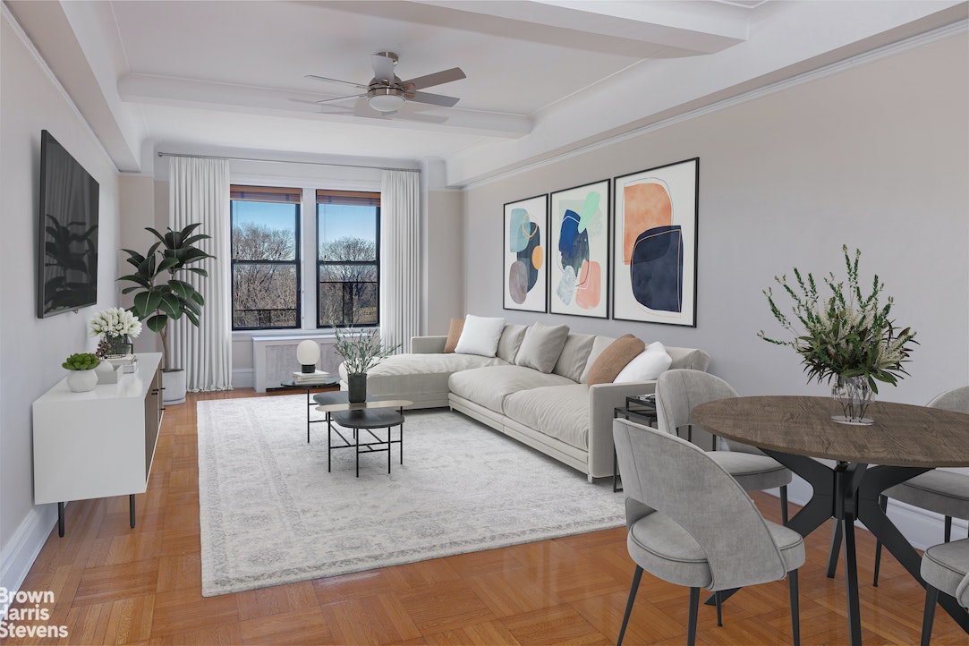 Photo 1 of 467 Central Park West 10A, Upper West Side, NYC, $6,500, Web #: 22214288