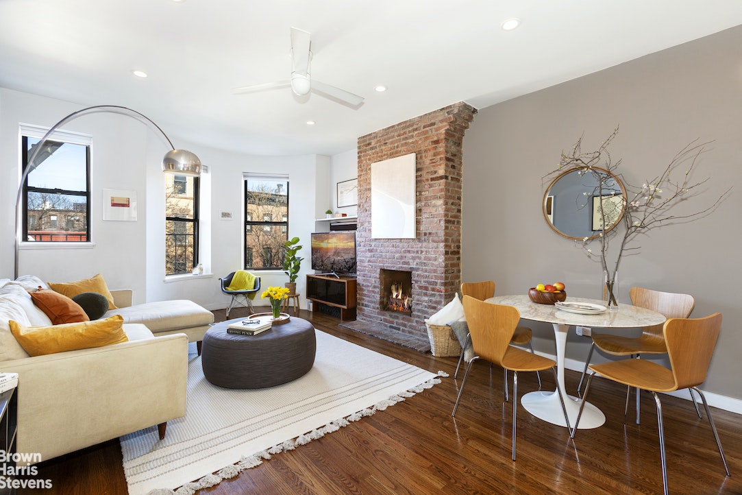 Photo 1 of 16 Lincoln Place 3A, Brooklyn, New York, $1,300,000, Web #: 22239862