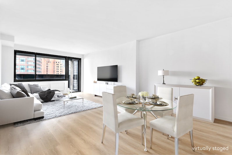 Property for Sale at 100 Beekman Street 27J, Financial District, Downtown, NYC - Bedrooms: 1 
Bathrooms: 1 
Rooms: 3  - $725,000