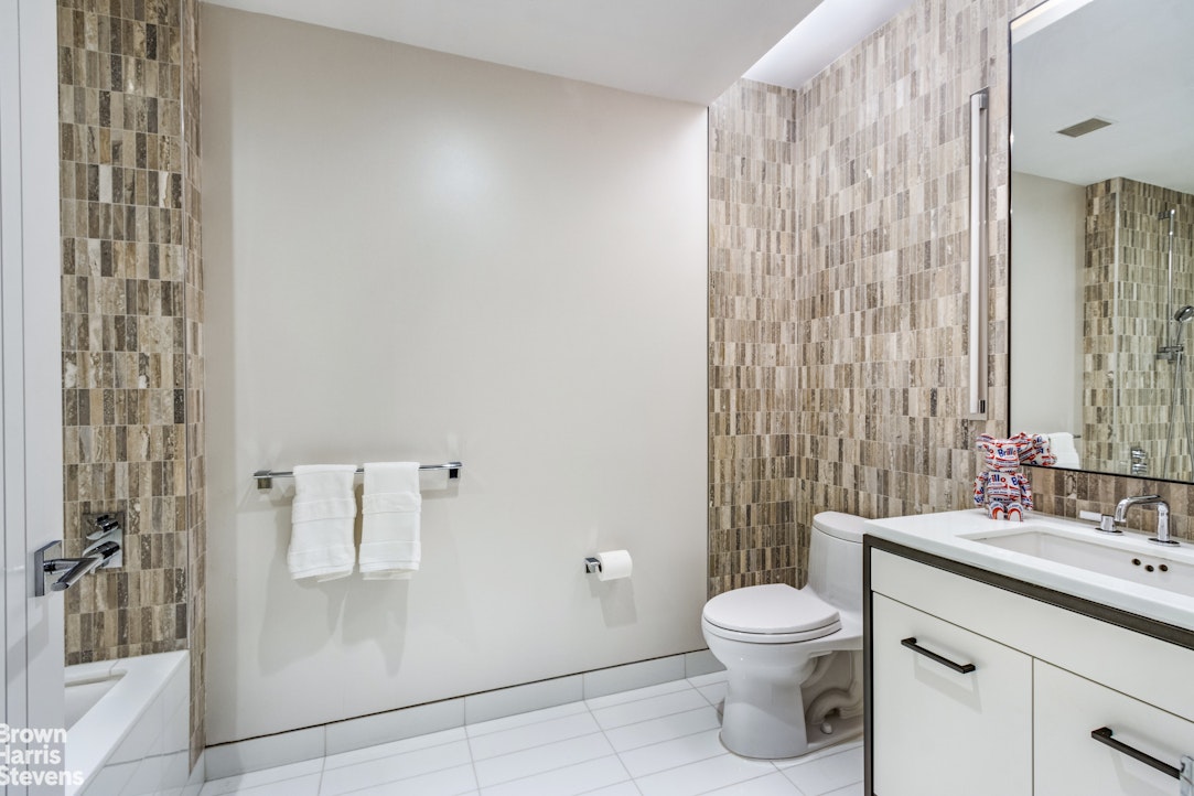 70 Charlton Street Soho New York NY 10014