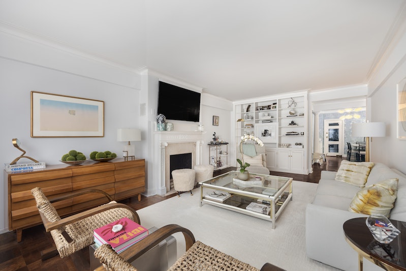 Real Estate Agent S. Jean Meisel Brown Harris Stevens Luxury Real