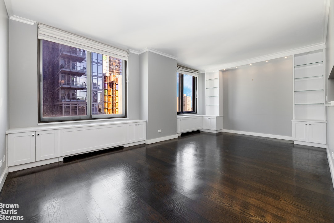 Photo 1 of 300 East 85th Street 1704, Upper East Side, NYC, $4,500, Web #: 22271622