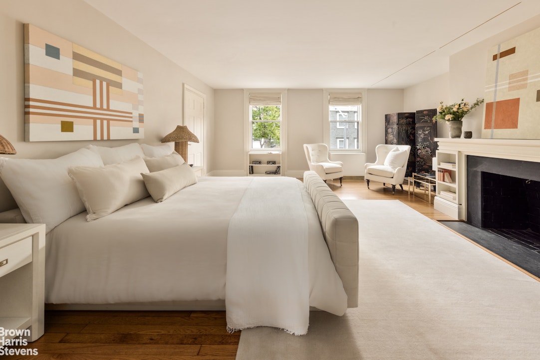 Photo 7 of 10 Pineapple Street, Brooklyn Heights, New York, 9,750,000