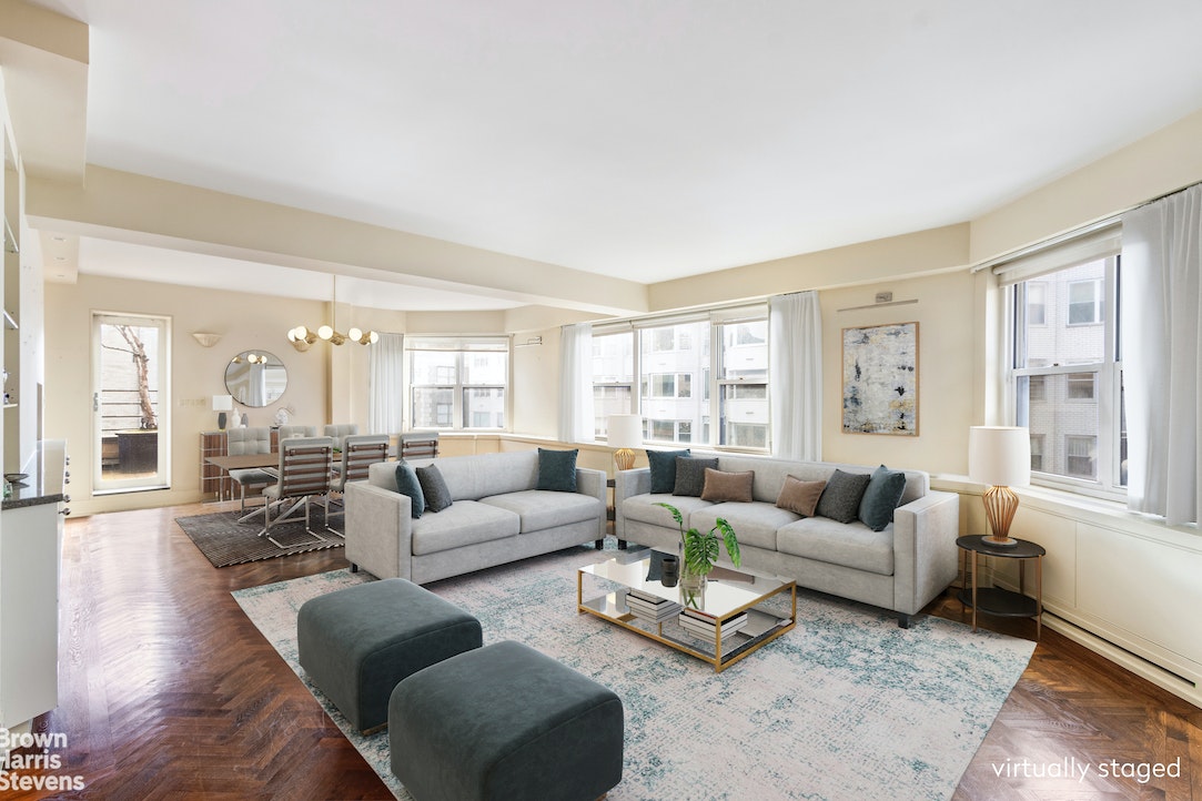 Photo 1 of 1025 Fifth Avenue 11C, Upper East Side, NYC, $3,350,000, Web #: 22292521