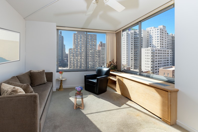Property for Sale at 360 East 88th Street 10B, Upper East Side, Upper East Side, NYC - Bedrooms: 1 
Bathrooms: 1.5 
Rooms: 3  - $950,000