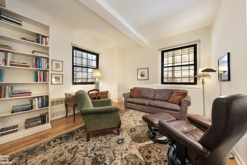 Property for Sale at 400 West End Avenue 1D, Upper West Side, Upper West Side, NYC - Bathrooms: 1.5 
Rooms: 5  - $249,000