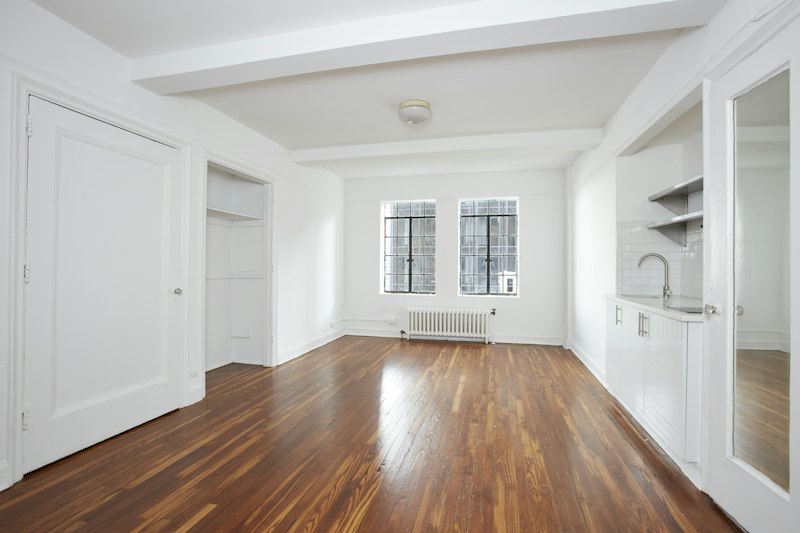 Property for Sale at 5 Tudor City Place 1423, Murray Hill Kips Bay, Downtown, NYC - Bathrooms: 1 
Rooms: 1  - $295,000