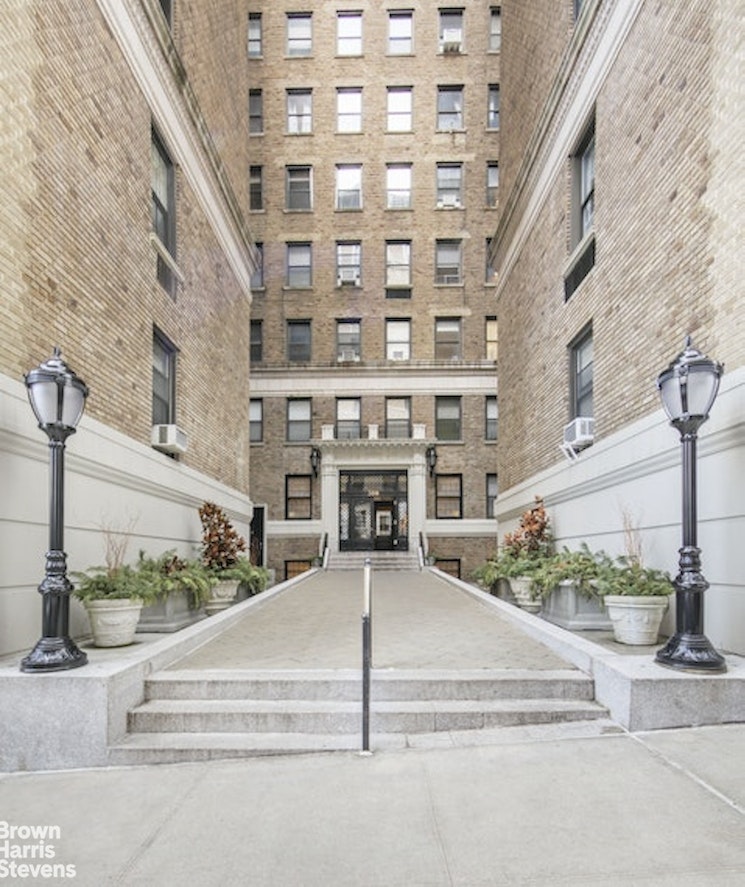 300 Riverside Drive, #2H