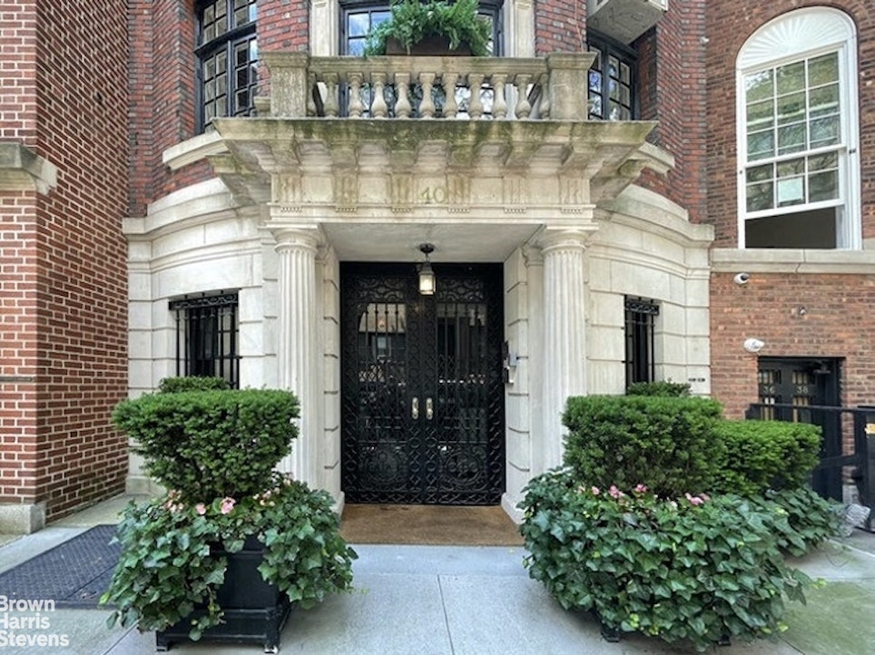 40 East 74th Street 2F Upper East Side New York NY 10021