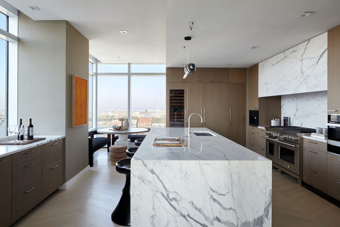 Spectacular Full Floor Condominium