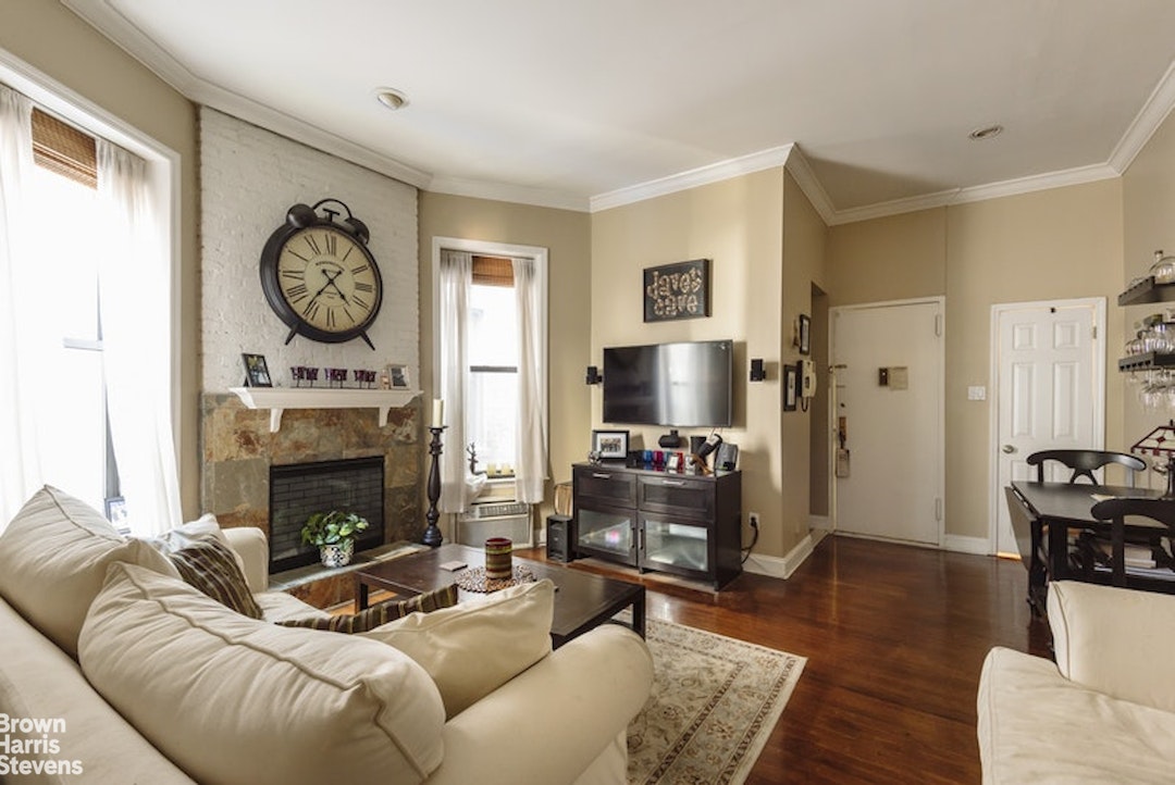 Photo 1 of 74 West 85th Street 4, Upper West Side, NYC, $3,550, Web #: 22480189
