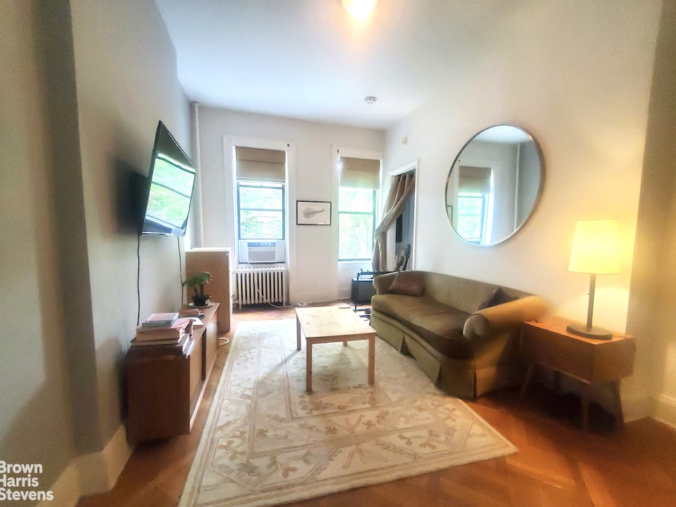 Photo 1 of 849 President Street 2R, Brooklyn, New York, $1,995, Web #: 22523359