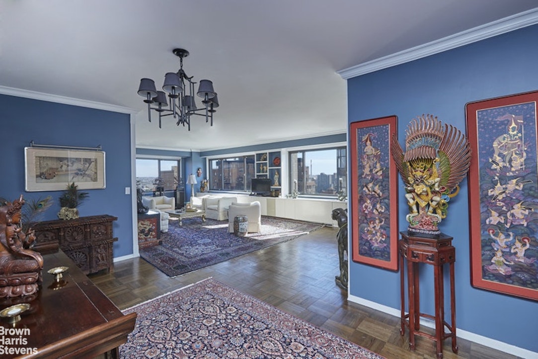 Photo 1 of 60 East End Avenue 18A, Upper East Side, NYC, $1,995,000, Web #: 22607028