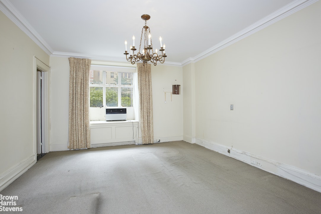 Photo 1 of 820 Park Avenue 2N, Upper East Side, NYC, $450,000, Web #: 22613849