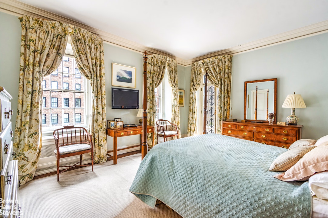 Photo 1 of 136 East 79th Street 7A, Upper East Side, NYC, $4,475,000, Web #: 22653370