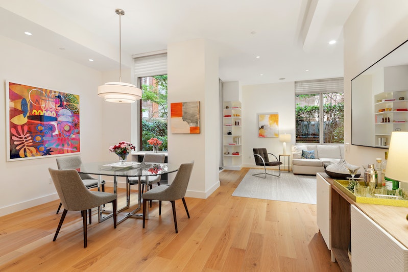 Property for Sale at 151 West 17th Street 1H, Chelsea, Downtown, NYC - Bedrooms: 2 
Bathrooms: 2 
Rooms: 4  - $2,995,000