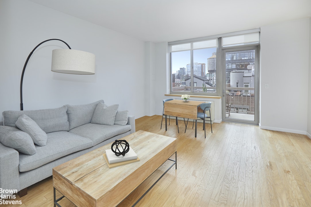 Photo 1 of 520 West 23rd Street 10H, Greenwich Village/Chelsea, NYC, $5,300, Web #: 22725416