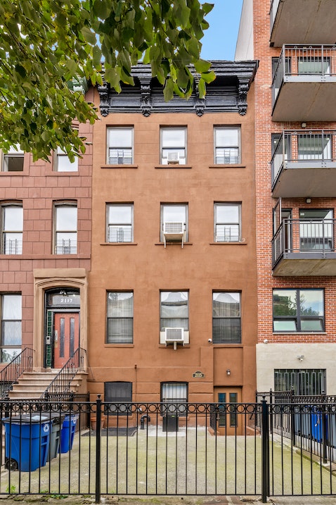 2115 Fifth Avenue, Central Harlem, Upper Manhattan, NYC - 7 Bedrooms  4 Bathrooms  15 Rooms - 