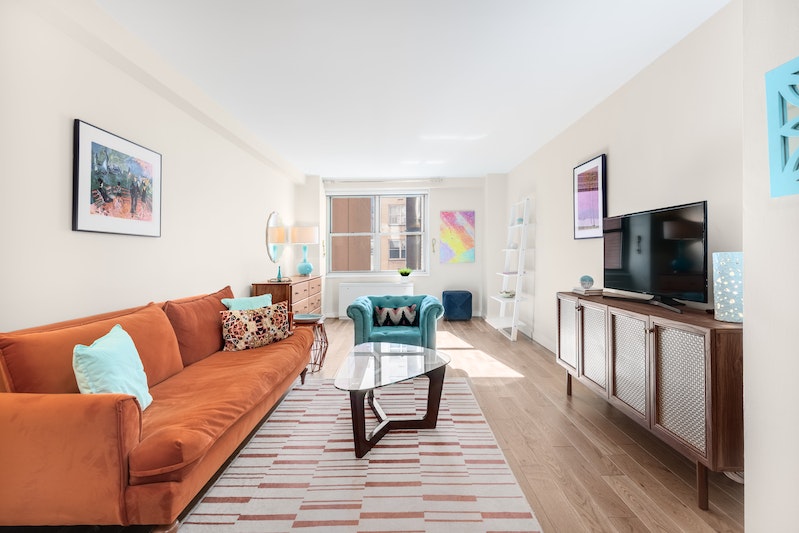 Property for Sale at 520 East 72nd Street 3E, Upper East Side, Upper East Side, NYC - Bathrooms: 1 
Rooms: 2  - $385,000