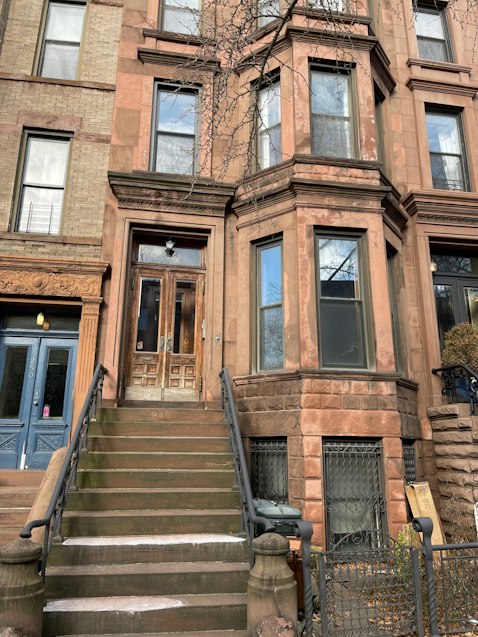 Rental Property at 248 Sixth Avenue 3 , Park Slope, Brooklyn, New York - Bedrooms: 2 
Bathrooms: 1 
Rooms: 5  - $3,200 MO.