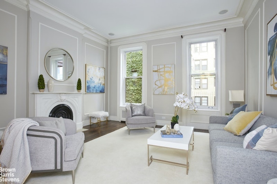 Photo 1 of 322 East 69th Street, Upper East Side, NYC, $5,490,000, Web #: 22864064