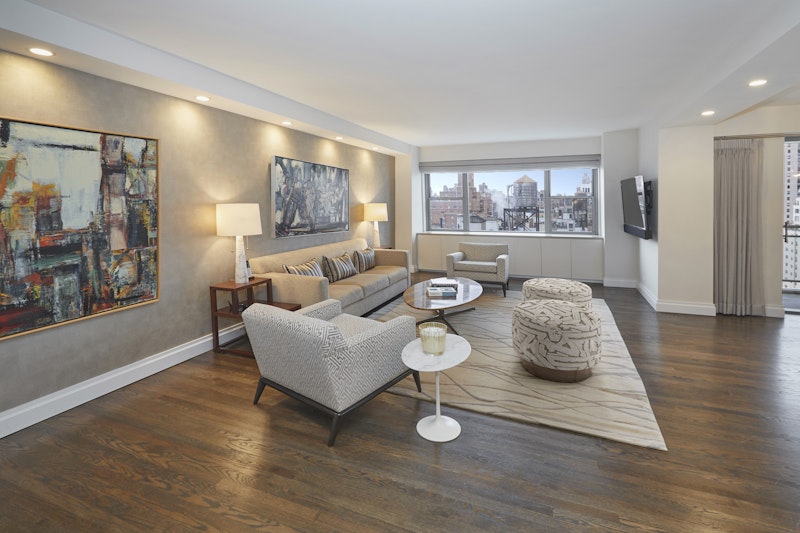 Property for Sale at 150 East 69th Street 17F, Upper East Side, Upper East Side, NYC - Bedrooms: 2 
Bathrooms: 2 
Rooms: 5  - $2,500,000