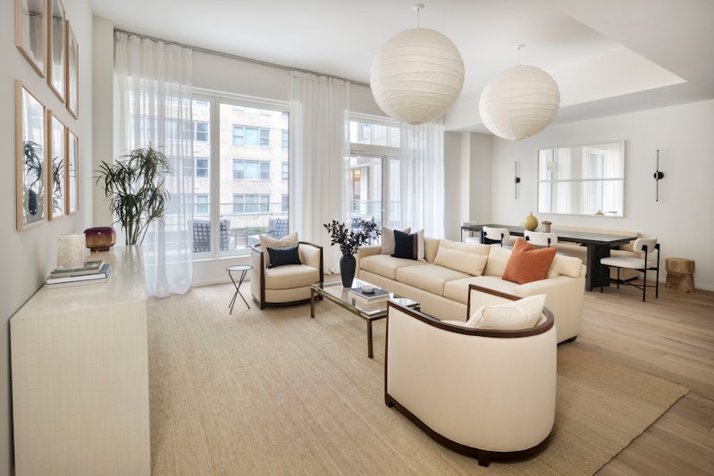 249 East 62nd Street 2D, Upper East Side, Upper East Side, NYC - 3 Bedrooms  
3.5 Bathrooms  
5 Rooms - 