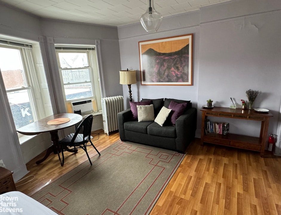 Photo 1 of 139 Seventh Avenue 4F, Brooklyn, New York, $2,850, Web #: 22891808