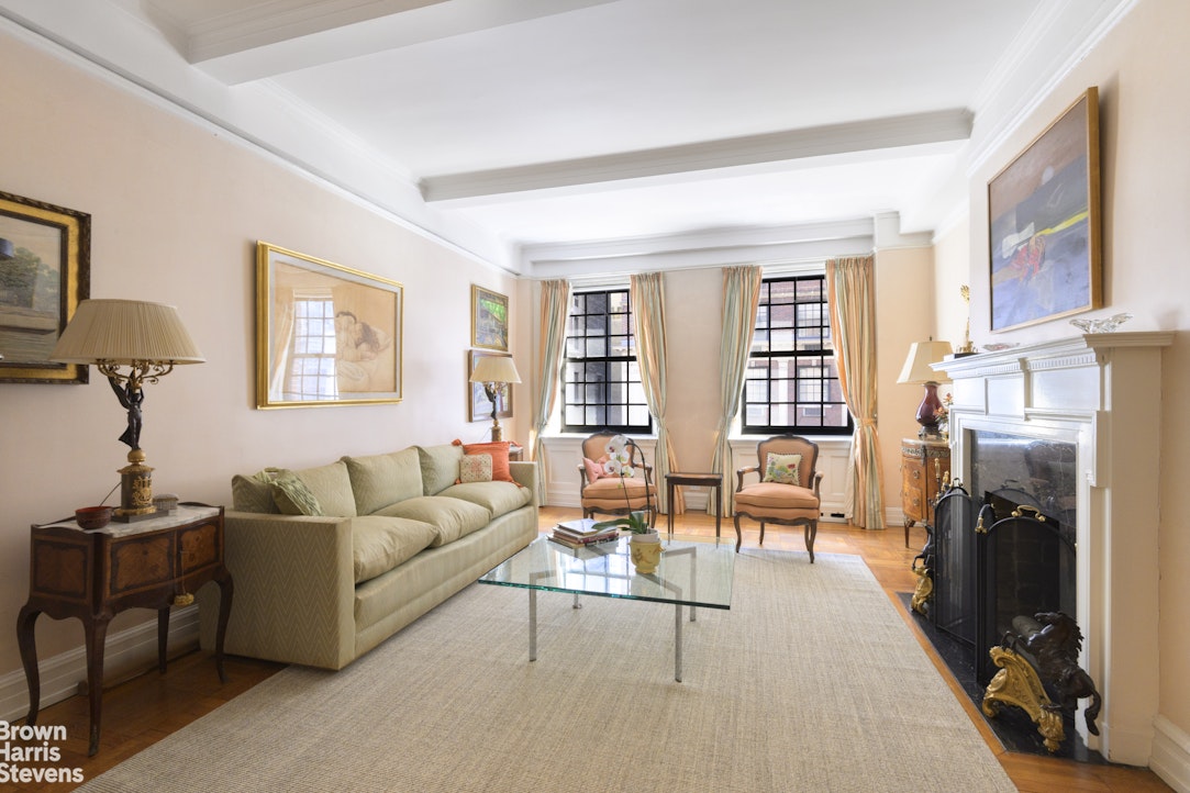 Photo 1 of 129 East 69th Street 3C, Upper East Side, NYC, $2,495,000, Web #: 22892118