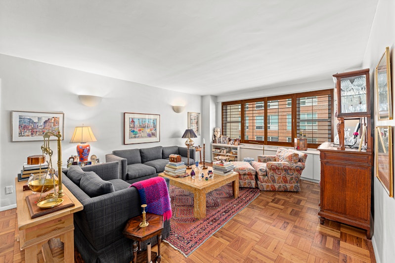 Property for Sale at 201 East 79th Street 11H, Upper East Side, Upper East Side, NYC - Bedrooms: 2 
Bathrooms: 2 
Rooms: 4  - $1,355,000