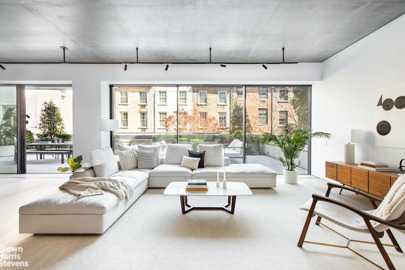 Property for Sale at 455 West 19th Street 3, Chelsea, Downtown, NYC - Bedrooms: 3 
Bathrooms: 3.5 
Rooms: 8  - $10,995,000