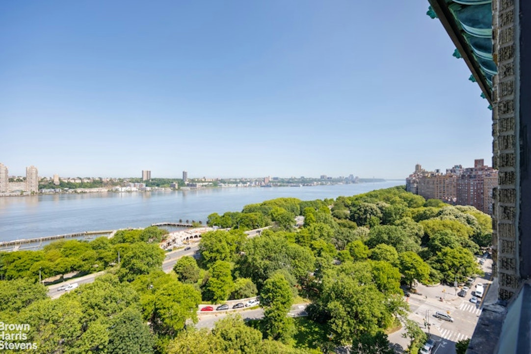 Photo 1 of 54 Riverside Drive 16A/Pha, Upper West Side, NYC, $6,250,000, Web #: 22930444