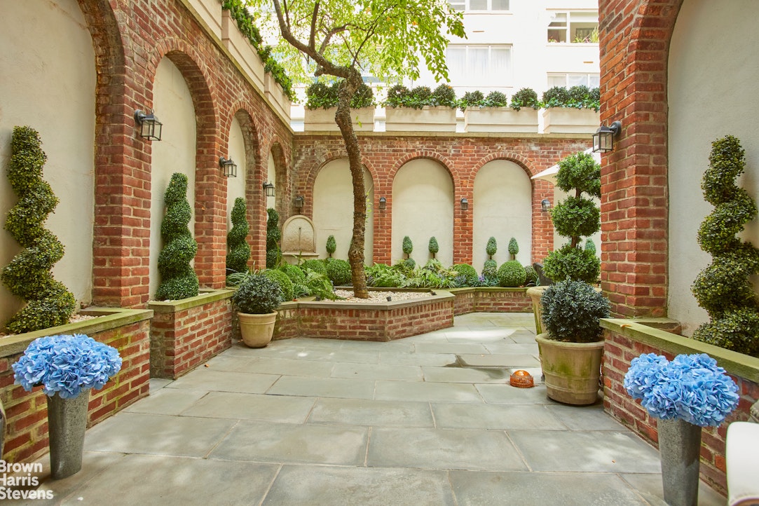 15 East 82nd Street, #TRIPLEX