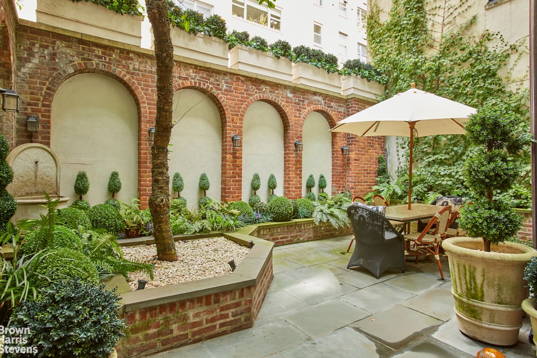 15 East 82nd Street, #TRIPLEX