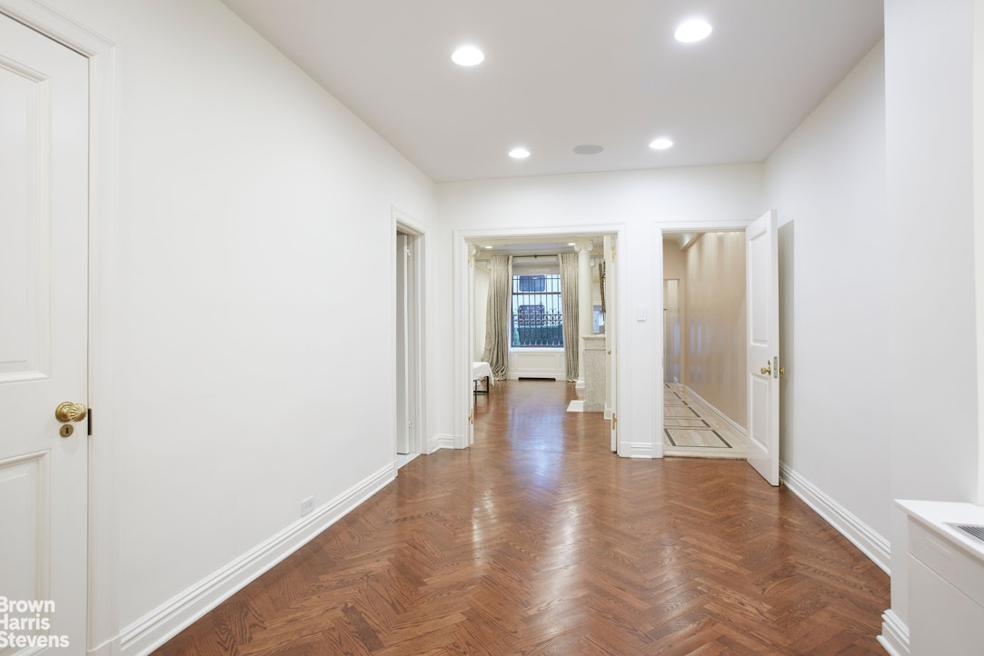 15 East 82nd Street, #TRIPLEX