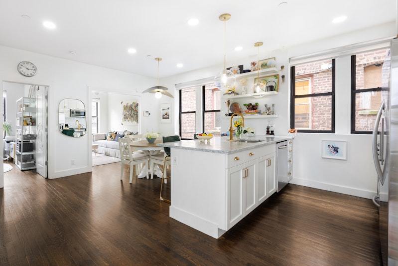 Property for Sale at 349 16th Street 2, Park Slope, Brooklyn, New York - Bedrooms: 2 
Bathrooms: 1.5 
Rooms: 6  - $1,700,000