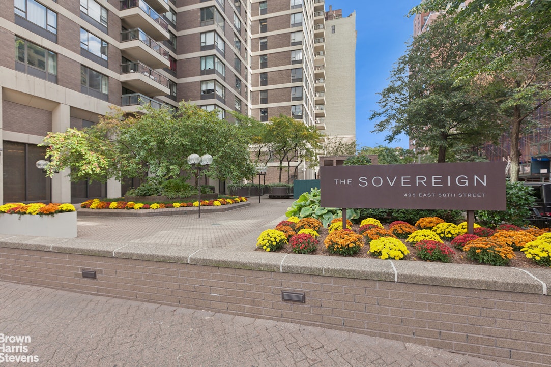 425 East 58th Street, #4F